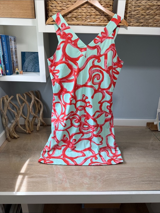J. McLaughlin Dresses & Skirts - J. McLaughlin Mint Green Midi Dress with Coral Red Swirl Print